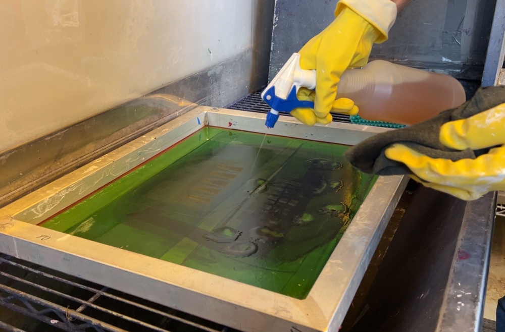 how to clean a screen for screen printing remove ink